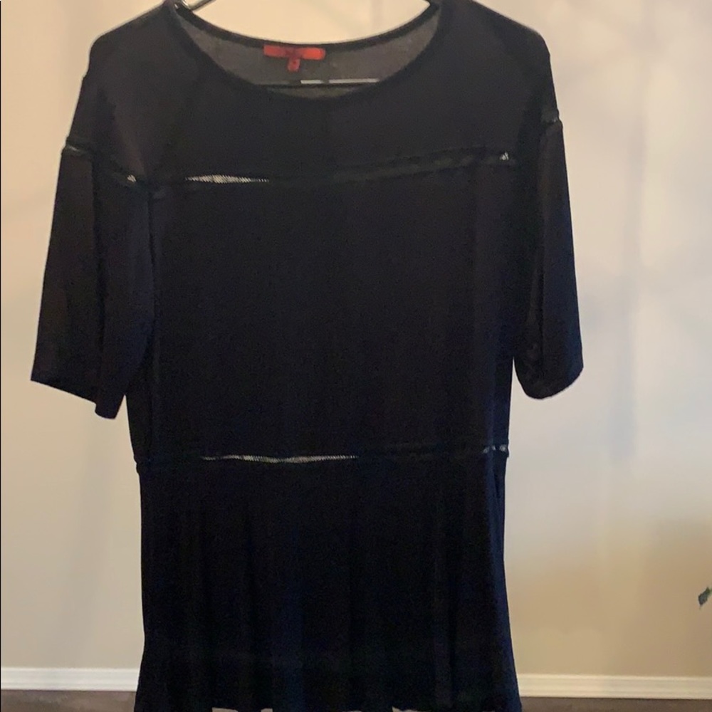Ladies 3/4 length top